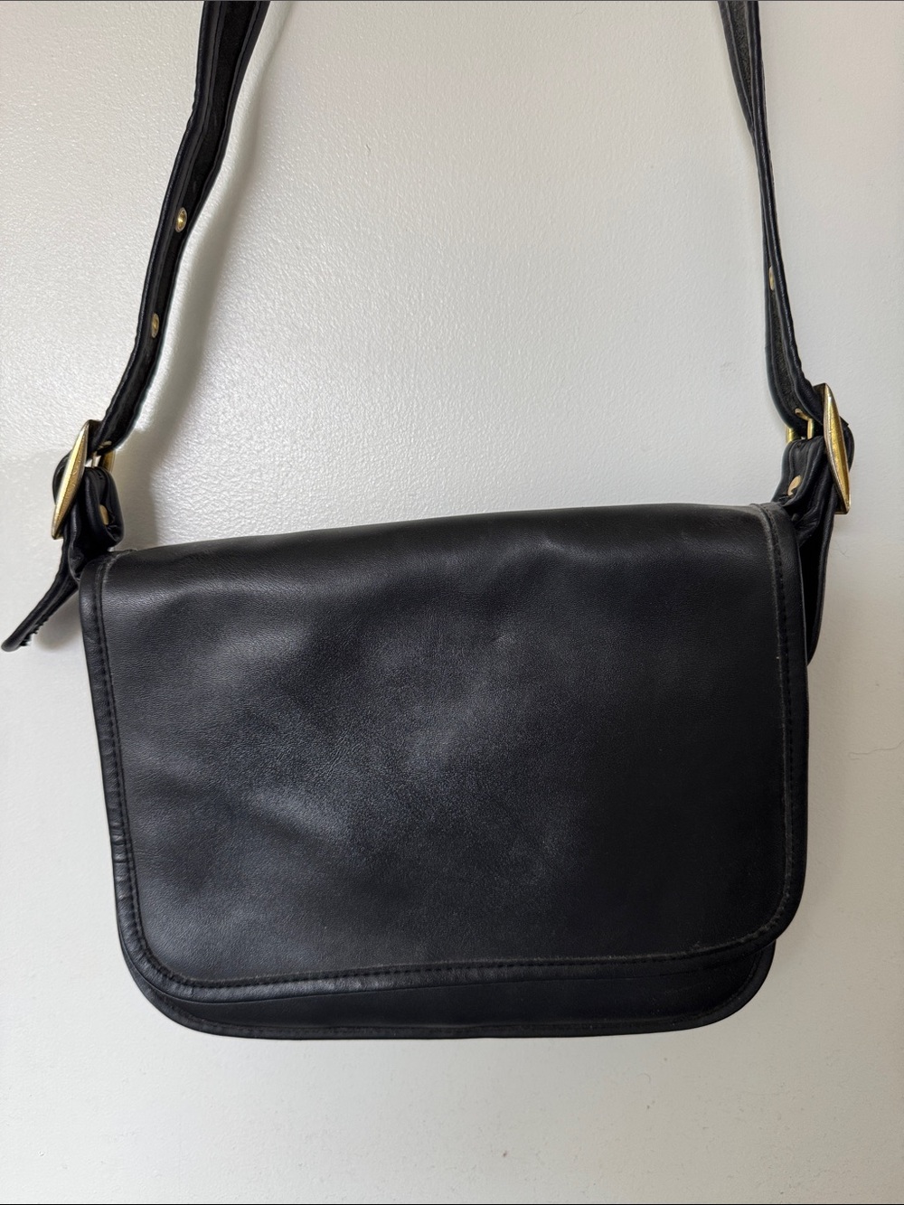 Classic Coach Black Leather Messenger Bag